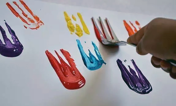 Мастерская для малышей «Рисование вилкой»